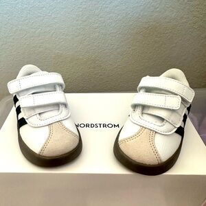 Adidas VL Court 9K White W/Black Stripe DB1839 Size 5 Kids